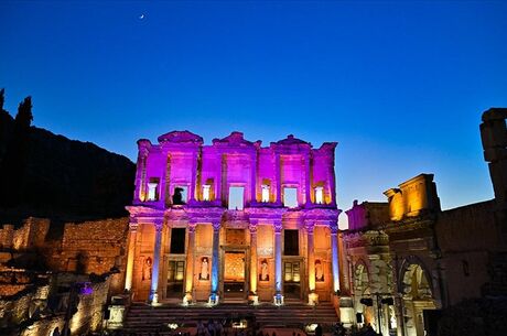 Efes Antik Kenti & Kuşadası (Büyülü Geceler) Turu