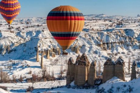 Sevgililer Günü Özel Kapadokya Turu (1 Gece Konaklamalı)