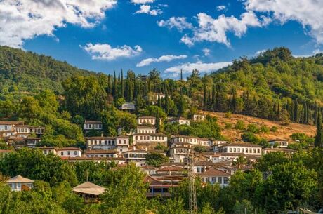 Domatia Rum Köyü - Karina - Şirince Turu